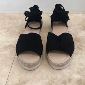 Black tan and white espadrilles never worn size 7